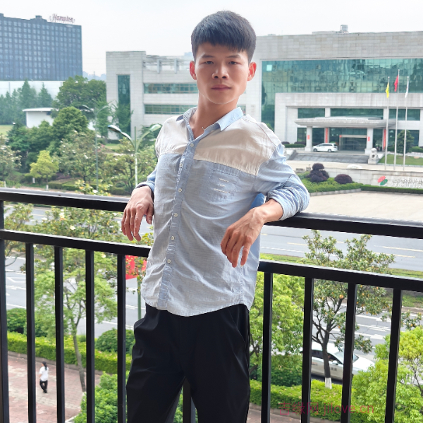 湖南28岁单身帅哥真诚找对象-濮阳征婚相亲网
